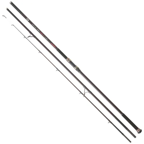 https://www.watersportstore.com/images/d/14062/140623965/daiwa-emblem-type-r-kw-surfcasting-rod.webp