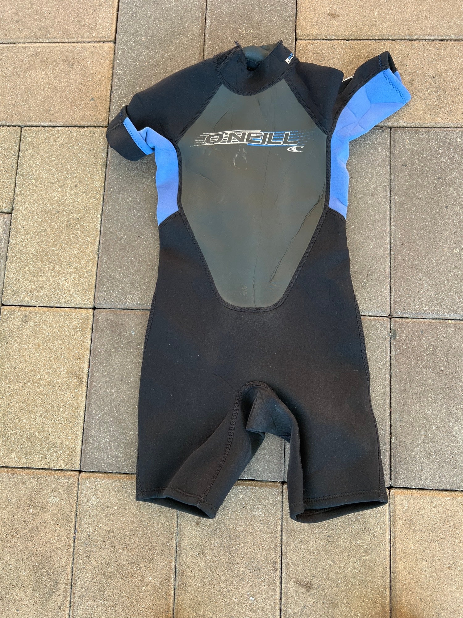 https://www.watersportstore.com/images/production/040/921/220/e52f29cb64f3e3bb_original.jpeg