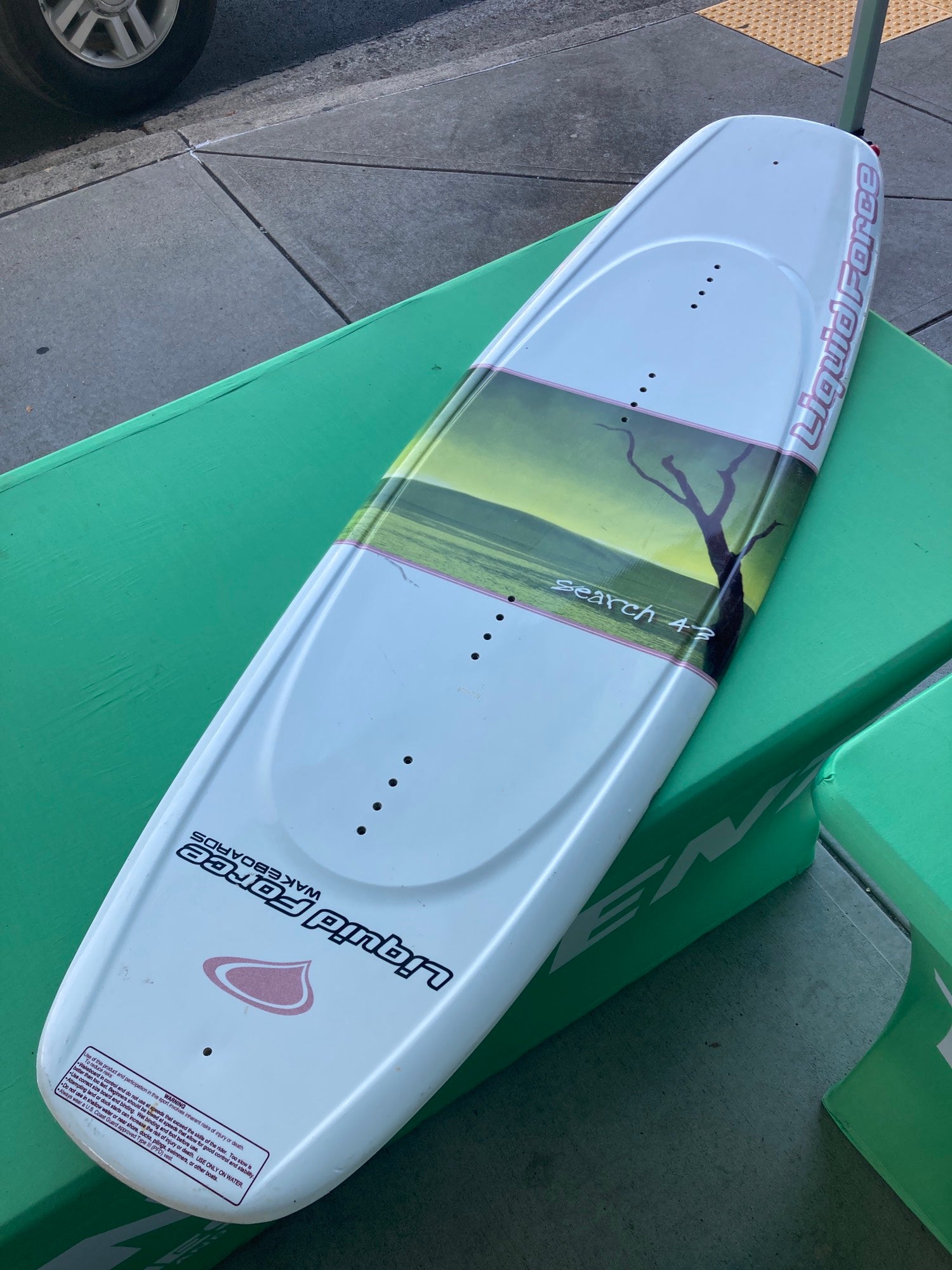 https://www.watersportstore.com/images/production/053/800/824/a4e2a14645349ccb_original.jpeg