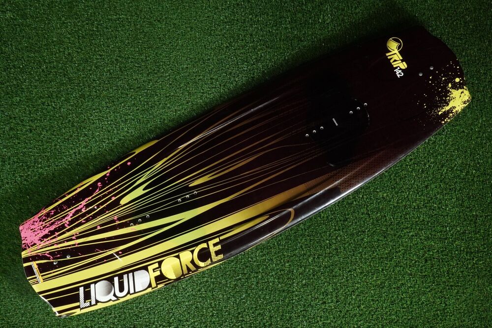 https://www.watersportstore.com/images/production/076/875/250/4d0c4cd4da32c1ad_original.jpeg