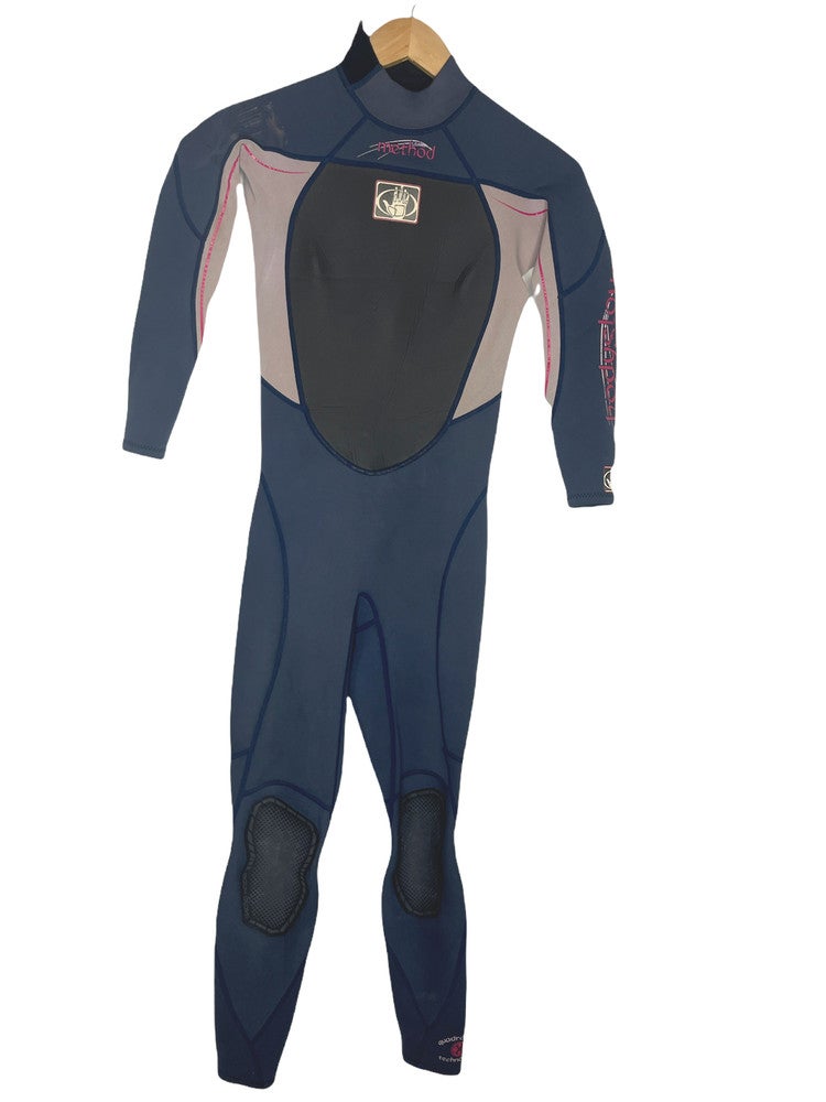 https://www.watersportstore.com/images/production/083/654/534/b20877436289b1cb_original.jpeg