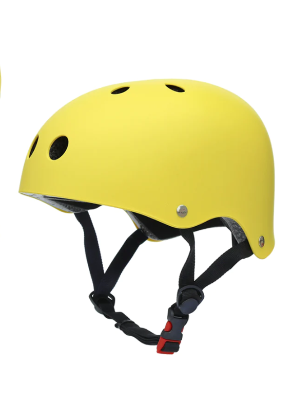 https://www.watersportstore.com/images/wp-content/uploads/2023/07/helmet-yellow.png